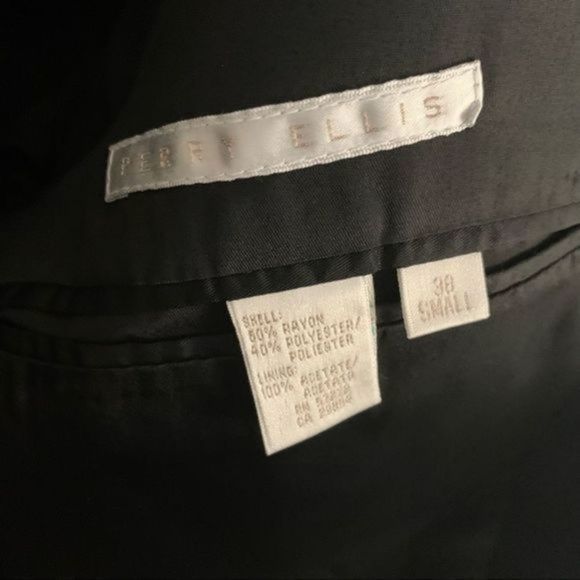 New Womens Perry Ellis Blazer Size: S/M (38) - Picture 7 of 8